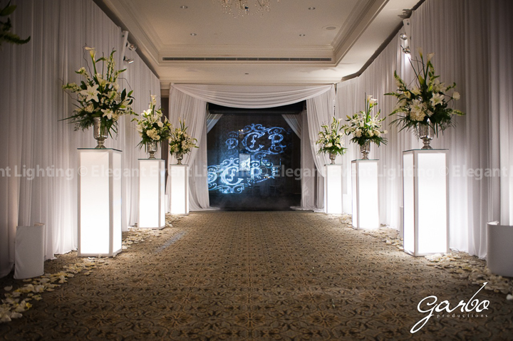 Lighted Flower Pedestals | Elegant Event Lighting