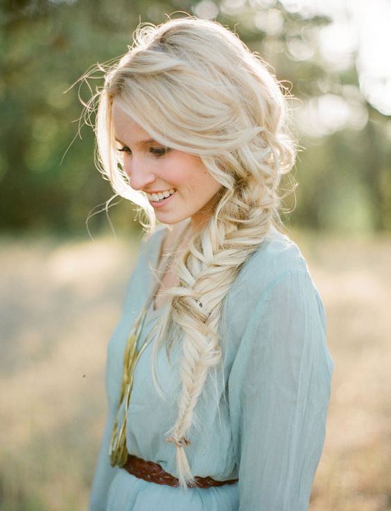 Choose Your Wedding Hairdo: Styles for all Hair Textures - Elegant Bridal  Wedding Expos